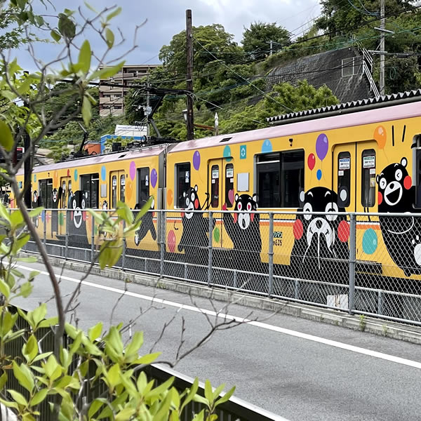 熊本・熊本電鉄のくまモンラッピング電車